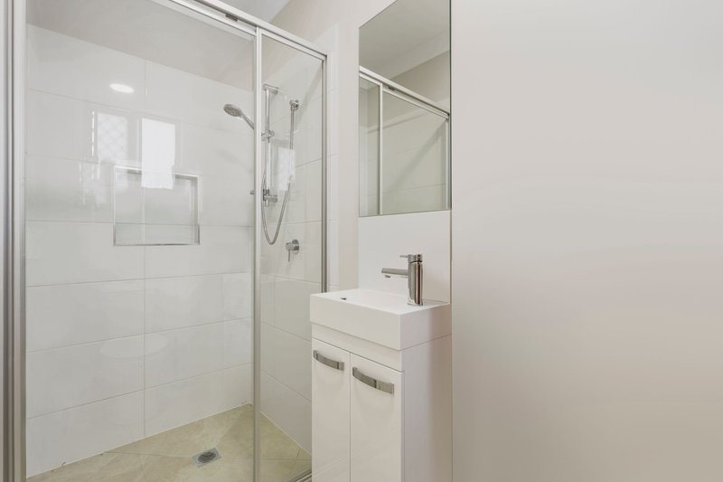 Photo - 4 Ngoro Road, Slacks Creek QLD 4127 - Image 19