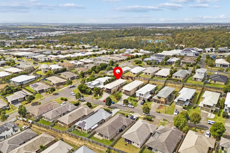 Photo - 4 Nightshade Crescent, Pimpama QLD 4209 - Image 22