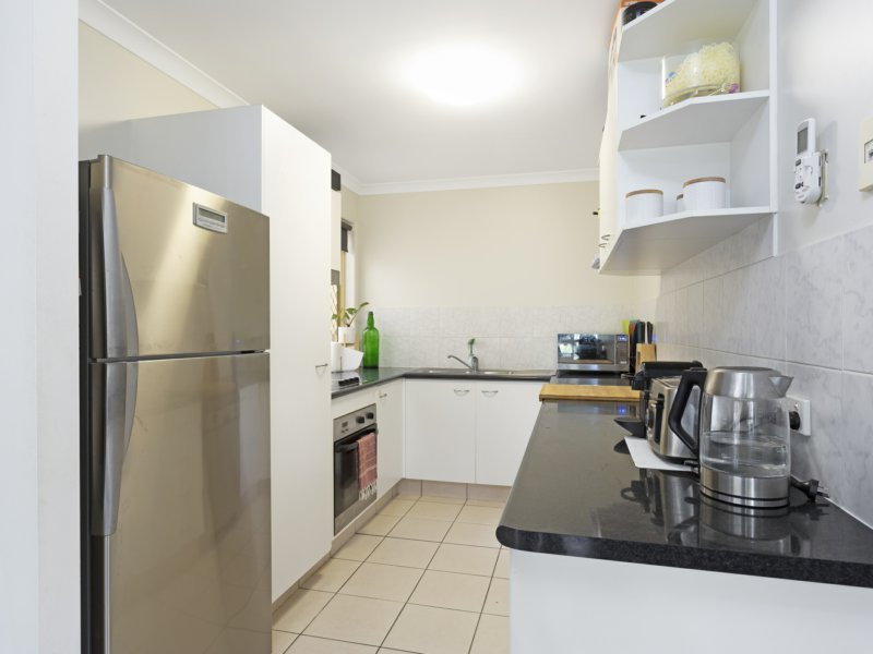 Photo - 4 Nikau Crescent, Nerang QLD 4211 - Image 4