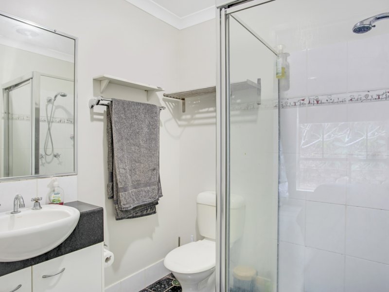 Photo - 4 Nikau Crescent, Nerang QLD 4211 - Image 6