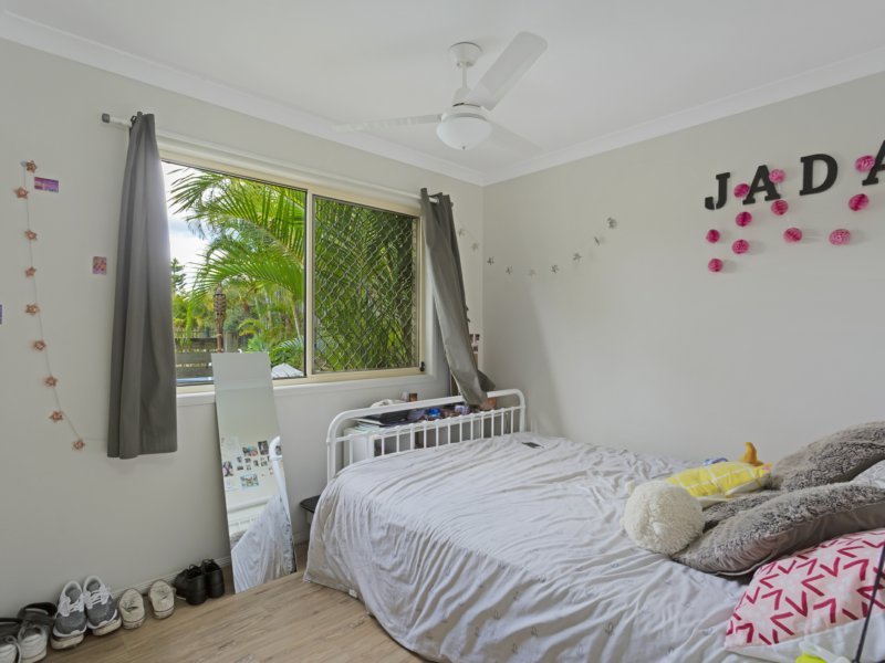 Photo - 4 Nikau Crescent, Nerang QLD 4211 - Image 7