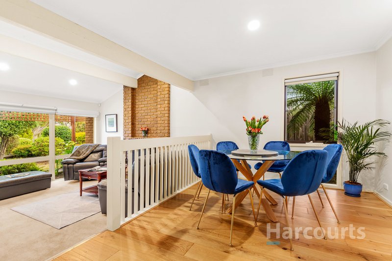 Photo - 4 Nina Place, Wantirna VIC 3152 - Image 3