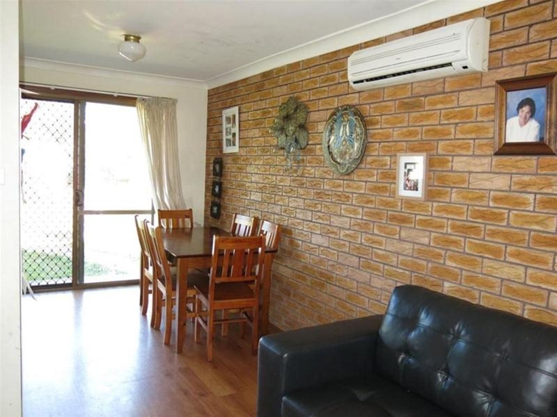 Photo - 4 Nioka Place, Taree NSW 2430 - Image 3