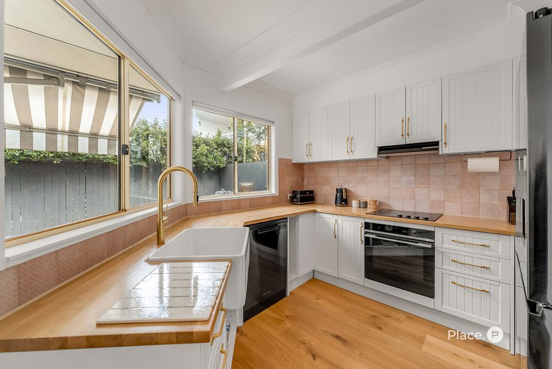 Photo - 4 Nora Street, Bulimba QLD 4171 - Image 4