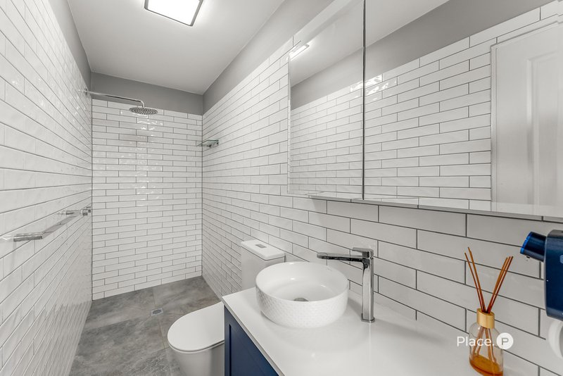 Photo - 4 Nora Street, Bulimba QLD 4171 - Image 12