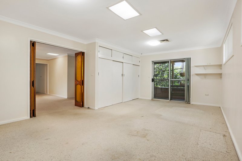 Photo - 4 Normandie Place, Unanderra NSW 2526 - Image 5