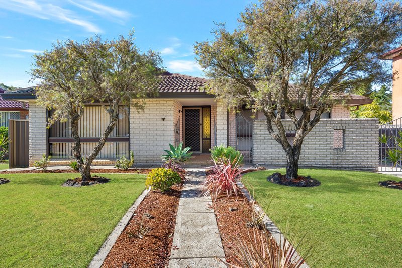 4 Norseman Close, Green Valley NSW 2168