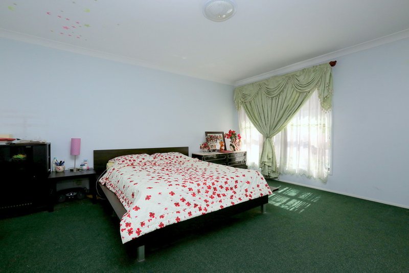 Photo - 4 Noumea Avenue, Bankstown NSW 2200 - Image 8