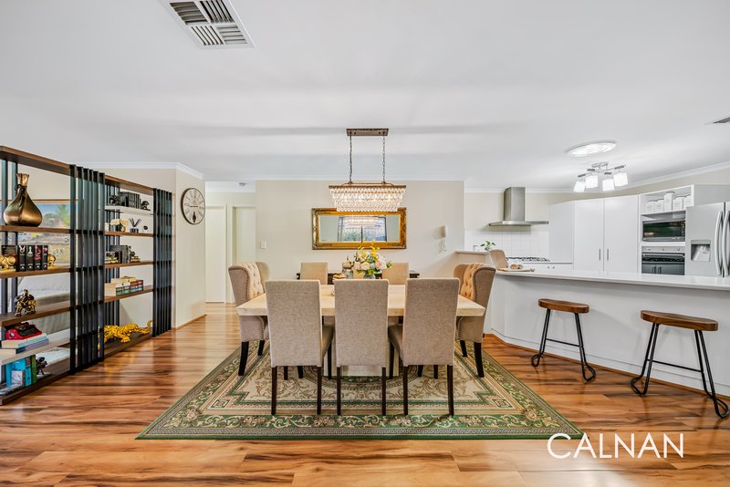 Photo - 4 Nutmeg Place, Wattle Grove WA 6107 - Image 5