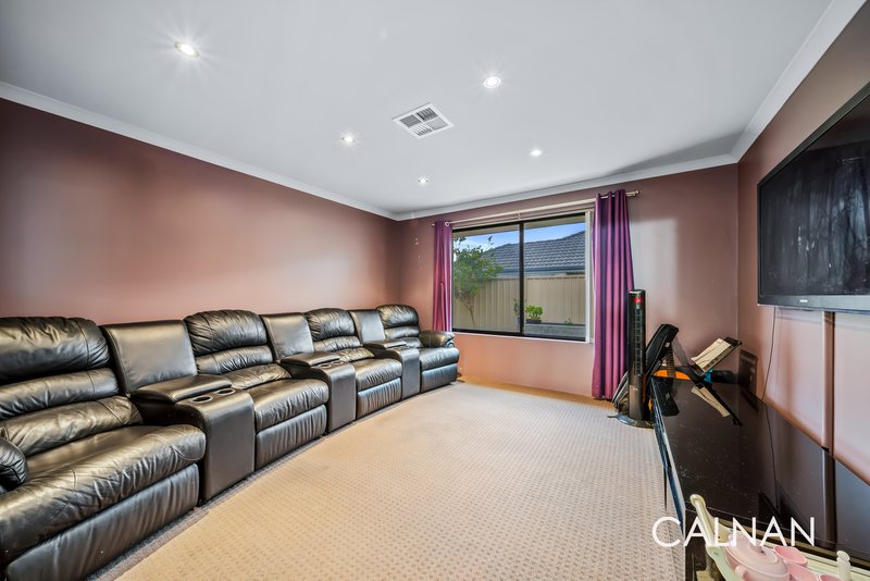 Photo - 4 Nutmeg Place, Wattle Grove WA 6107 - Image 8