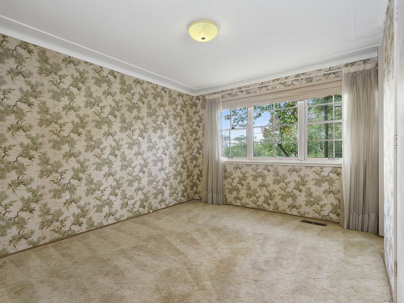 Photo - 4 Nyorie Place, Frenchs Forest NSW 2086 - Image 9