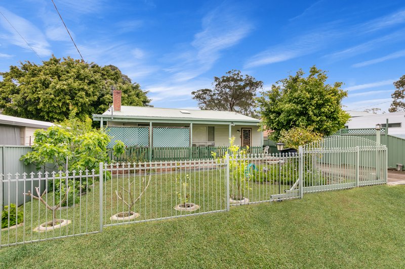 4 Oak Road, Charmhaven NSW 2263