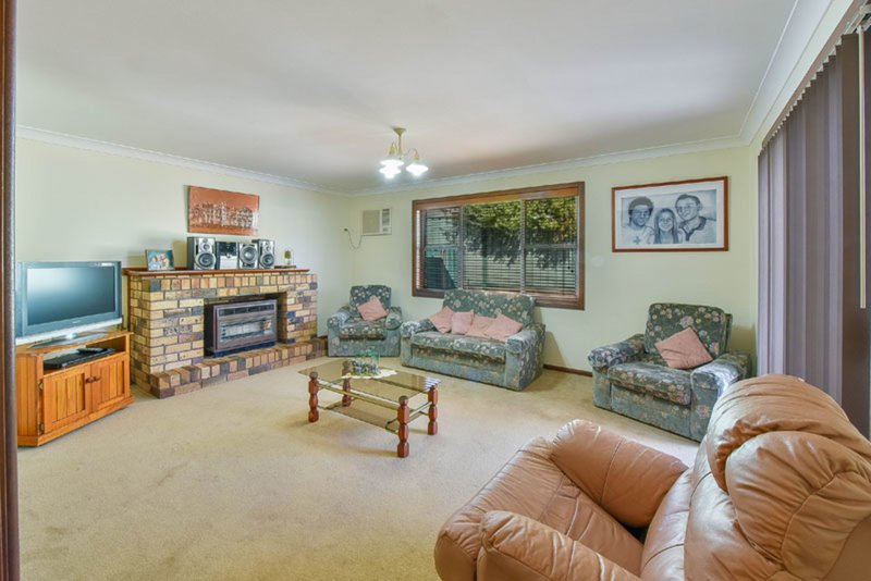 Photo - 4 Oates Place, Leumeah NSW 2560 - Image 6