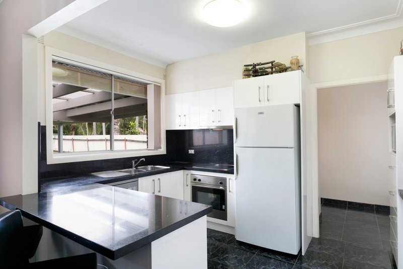 Photo - 4 O'Briens Road, Figtree NSW 2525 - Image 2