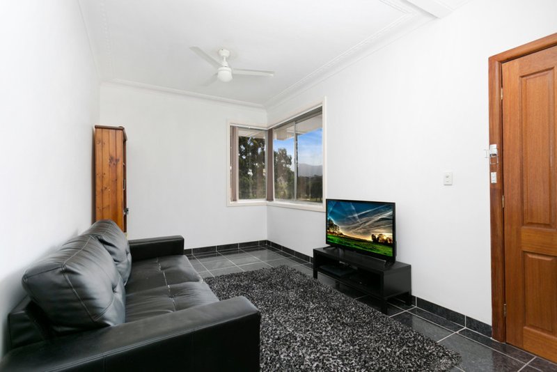 Photo - 4 O'Briens Road, Figtree NSW 2525 - Image 4