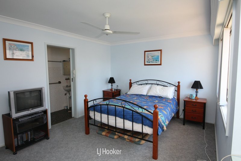 Photo - 4 Ocean Street, Black Head NSW 2430 - Image 7