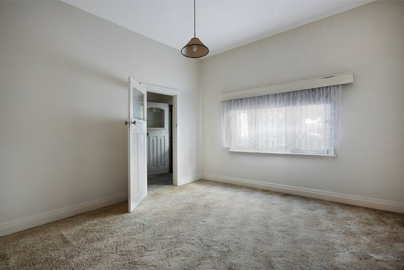 Photo - 4 Olver Street, Preston VIC 3072 - Image 5