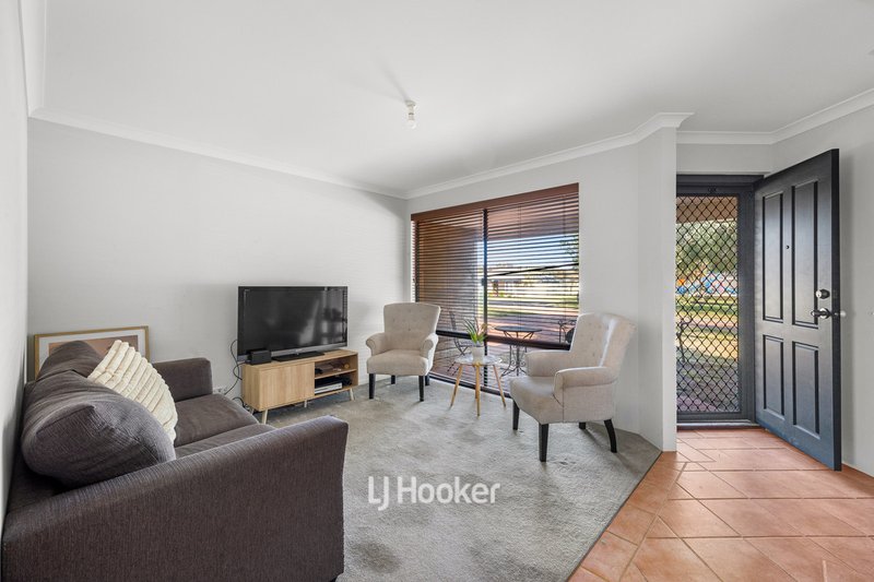 Photo - 4 O'Meehan Green, Usher WA 6230 - Image 2