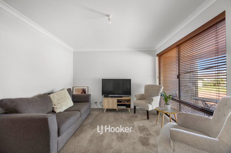 Photo - 4 O'Meehan Green, Usher WA 6230 - Image 3