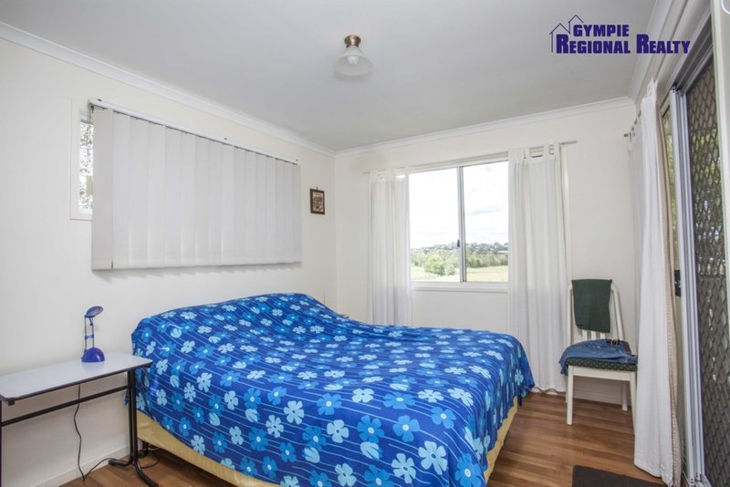 Photo - 4 Opal St , Southside QLD 4570 - Image 7