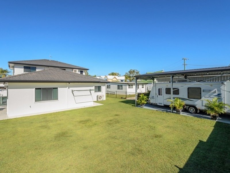 Photo - 4 Orana Avenue, Boyne Island QLD 4680 - Image 18