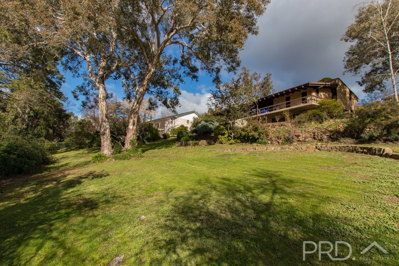 Photo - 4 Orana Crescent, Tumut NSW 2720 - Image 14