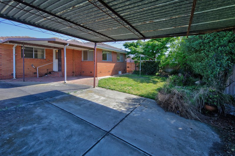 Photo - 4 Orchid Court, Lalor VIC 3075 - Image 13