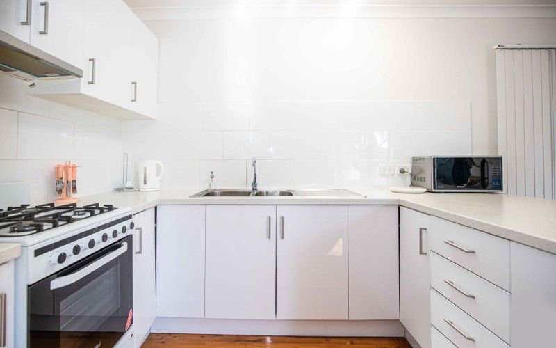 Photo - 4 Oregon Place, Gateshead NSW 2290 - Image 3