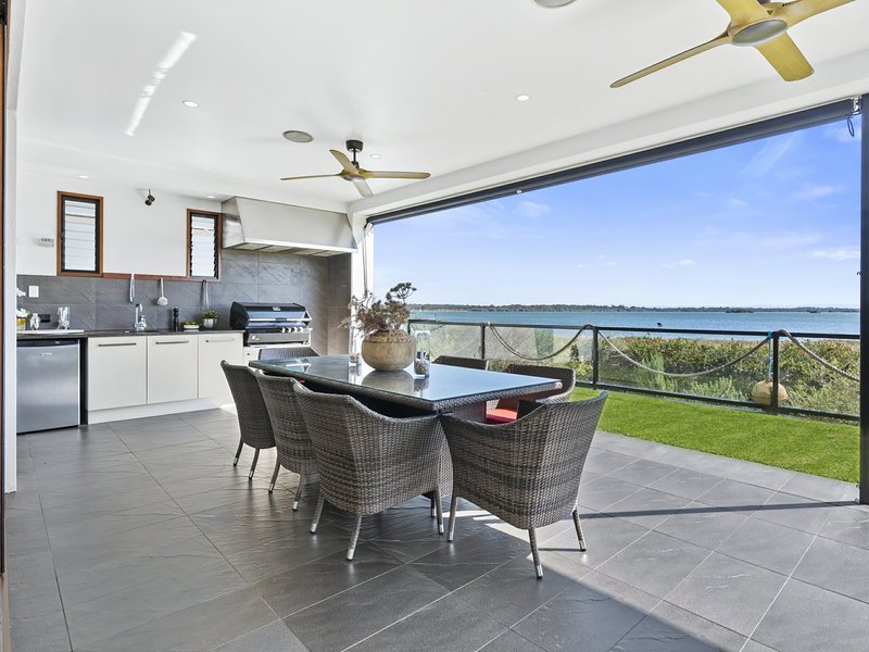 Photo - 4 Oriole Close, Banksia Beach QLD 4507 - Image 4