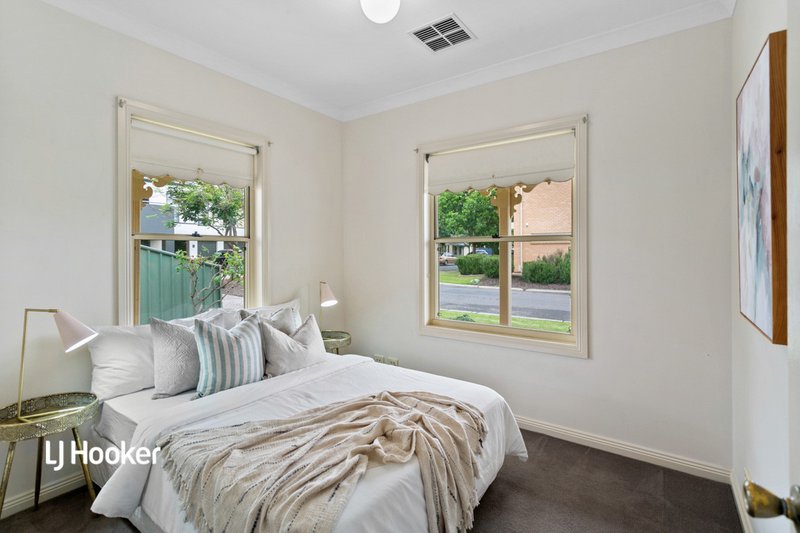 Photo - 4 Oriole Walk, Mawson Lakes SA 5095 - Image 14