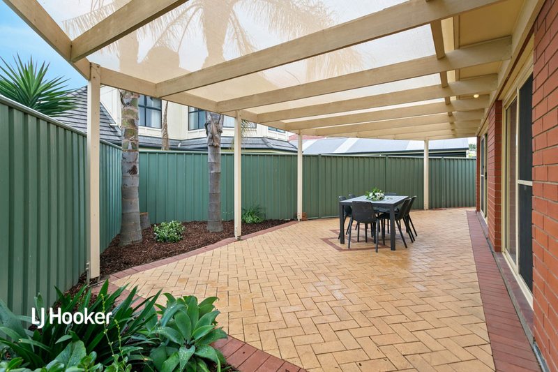 Photo - 4 Oriole Walk, Mawson Lakes SA 5095 - Image 17