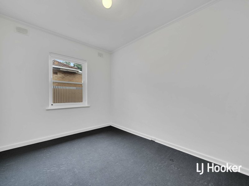 Photo - 4 Ormond Ave , Clearview SA 5085 - Image 9