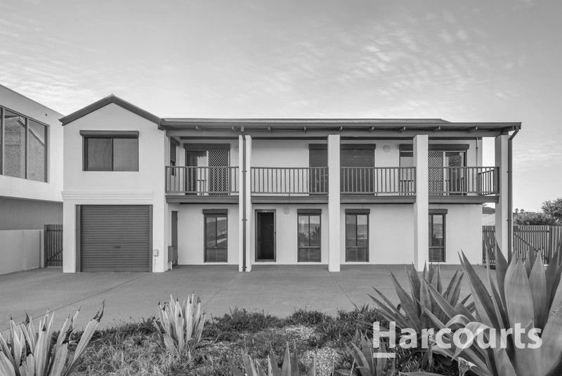 4 Ormsby Terrace, San Remo WA 6210