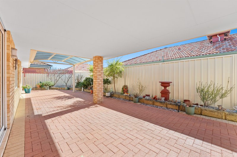 Photo - 4 Ortona Crescent, Secret Harbour WA 6173 - Image 4