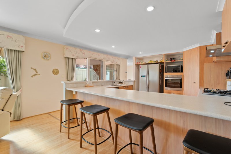 Photo - 4 Ortona Crescent, Secret Harbour WA 6173 - Image 13