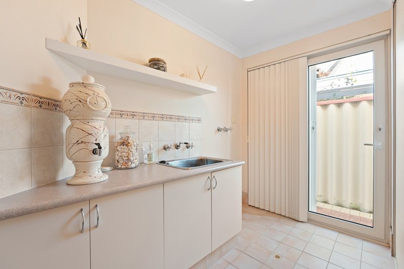 Photo - 4 Ortona Crescent, Secret Harbour WA 6173 - Image 25