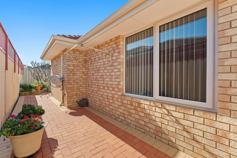 Photo - 4 Ortona Crescent, Secret Harbour WA 6173 - Image 28