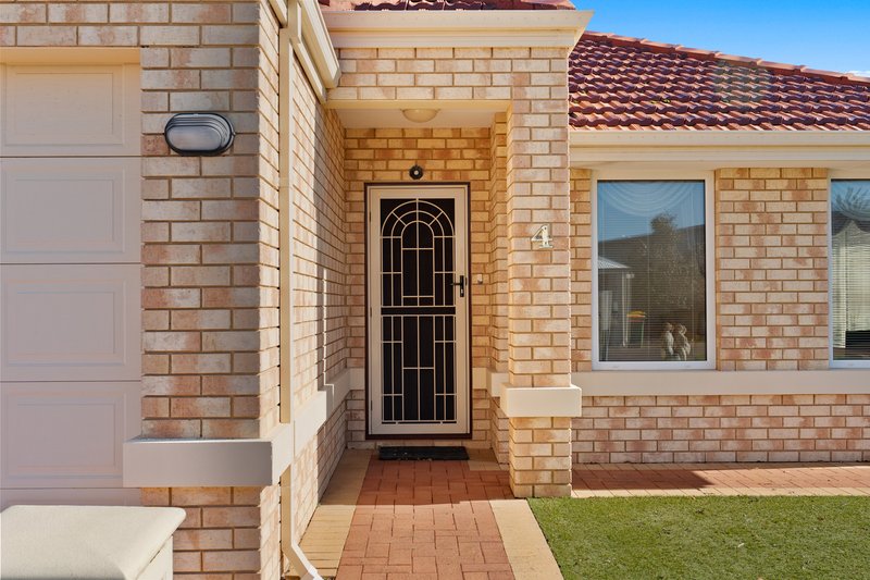 Photo - 4 Ortona Crescent, Secret Harbour WA 6173 - Image 30