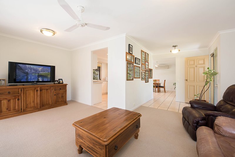 Photo - 4 Oscar Court, Buderim QLD 4556 - Image 2