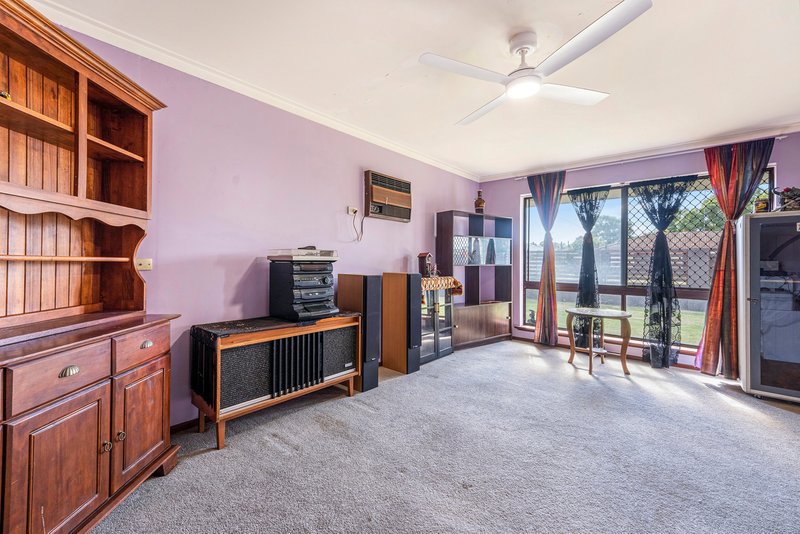 Photo - 4 Osmunda Place, Pinjarra WA 6208 - Image 12