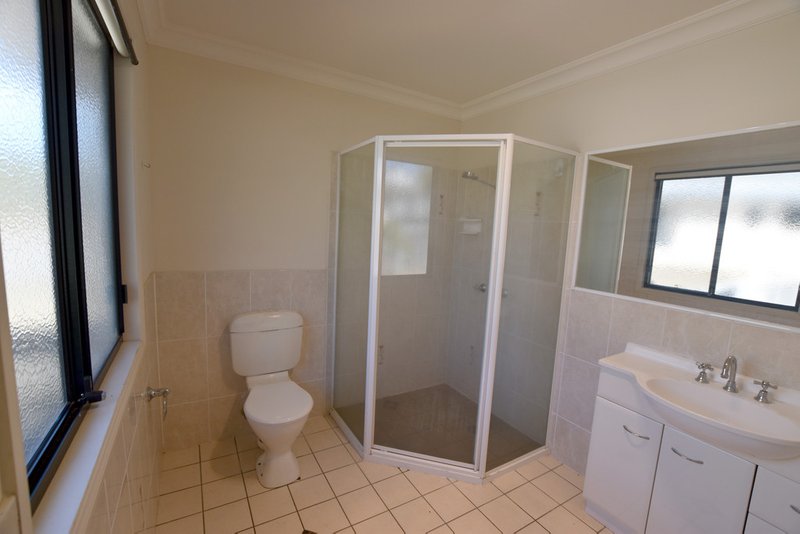 Photo - 4 Osprey Court, South Gladstone QLD 4680 - Image 7