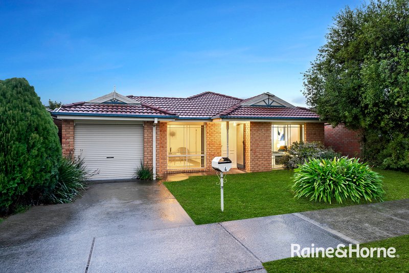 Photo - 4 Otley Way, Cranbourne East VIC 3977 - Image 2