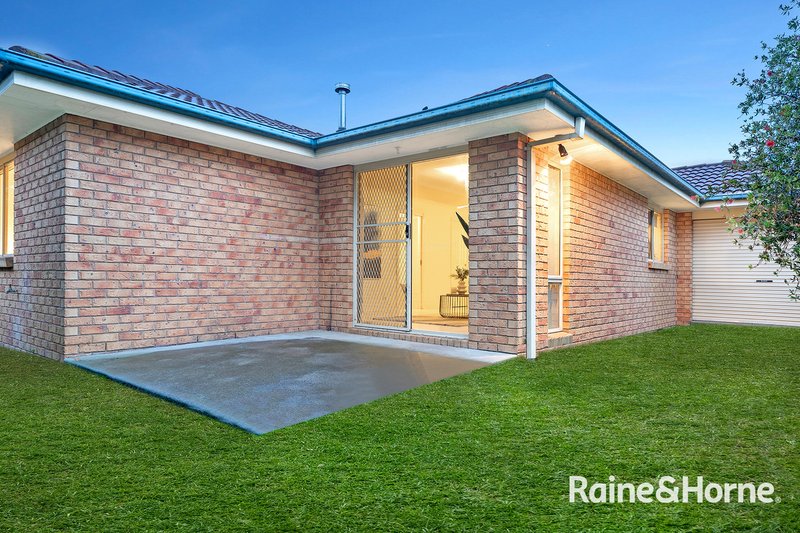 Photo - 4 Otley Way, Cranbourne East VIC 3977 - Image 12