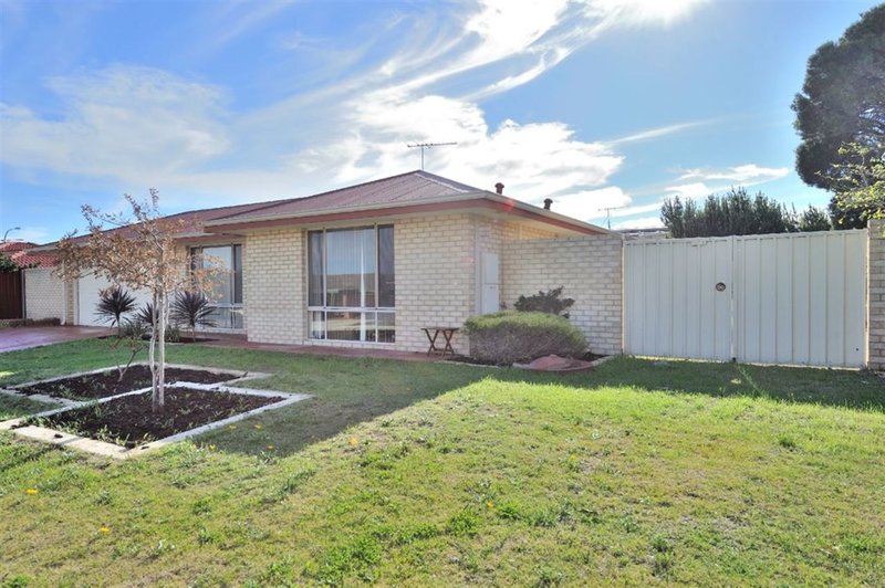 Photo - 4 Otway Place, Shoalwater WA 6169 - Image 2