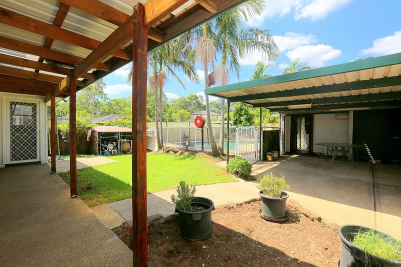 Photo - 4 Owen Road, Georges Hall NSW 2198 - Image 10