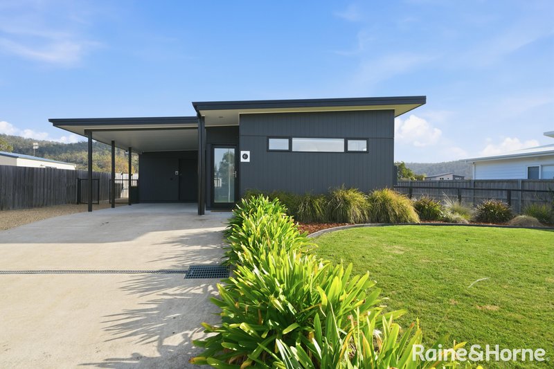 Photo - 4 Oyster Place, Orford TAS 7190 - Image 3