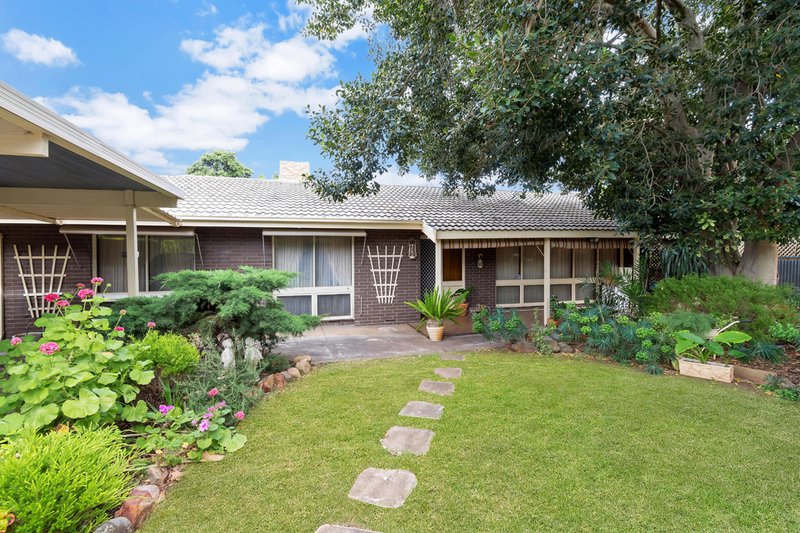 Photo - 4 Packers Drive, Highbury SA 5089 - Image 2