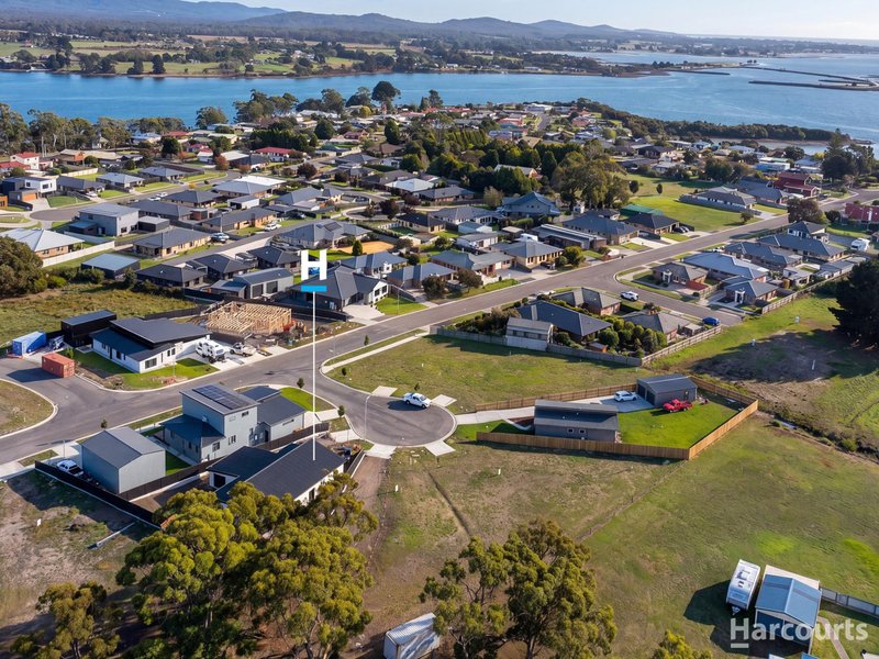 Photo - 4 Pair Place, George Town TAS 7253 - Image 6