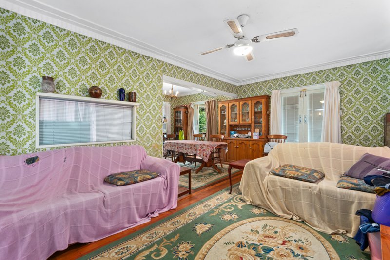 Photo - 4 Pallaranda Street, Tarragindi QLD 4121 - Image 5