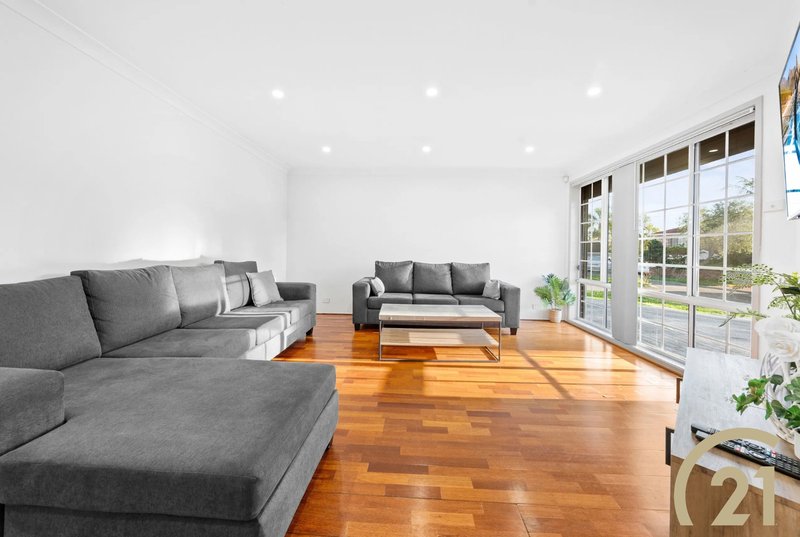 Photo - 4 Palm Close, Green Valley NSW 2168 - Image 2